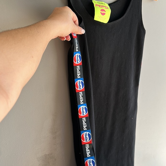Pepsi Logo Romper | Forever 21 and Pepsi Teamed Up For a Collection... size S - Picture 3 of 6
